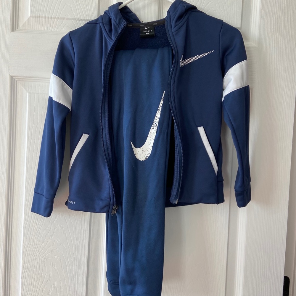 Nike boys track set